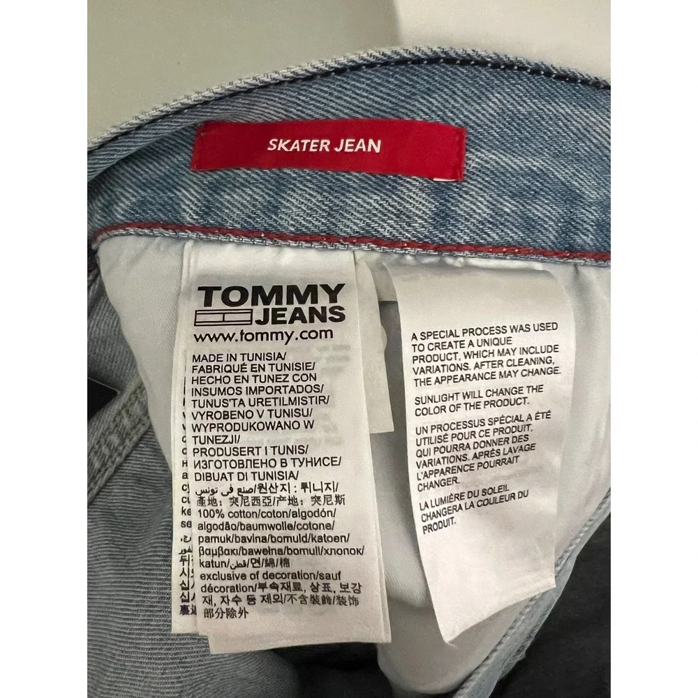 Tommy Jeans Mens Skater Jean Light Wash Blue Denim 38x28 DM16162 900 NWT